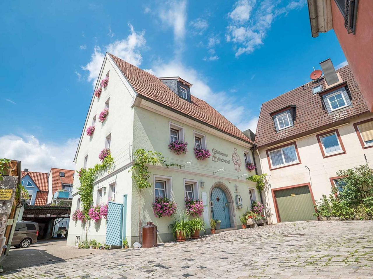 Gaestehaus Moenchshof Sommerhausen Exterior photo